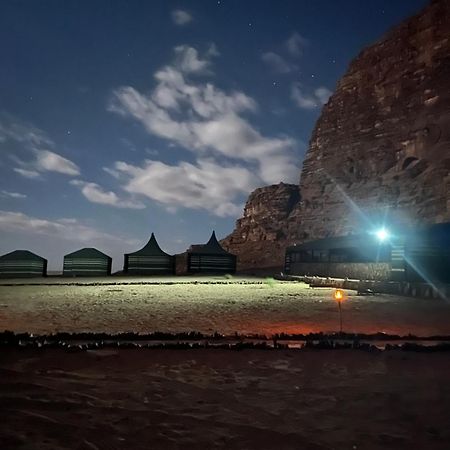 Desert Stars Rum Camp Wadi Rum Extérieur photo