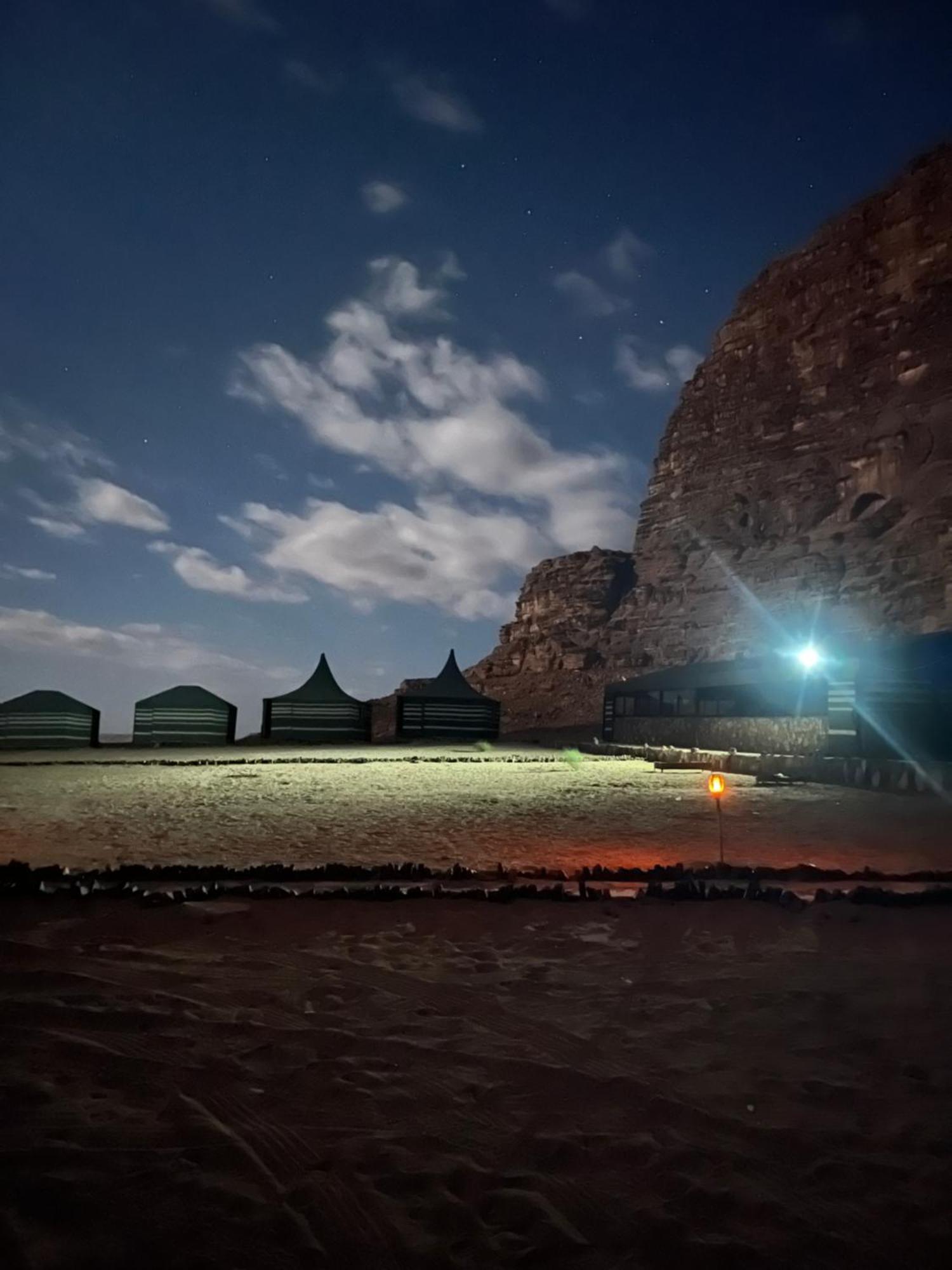 Desert Stars Rum Camp Wadi Rum Extérieur photo